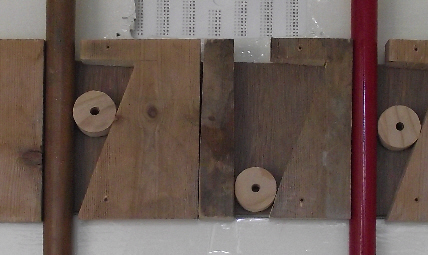 internal workings of dutch broom holder